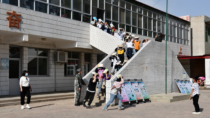 雄安新區(qū)組織開展學校地震應急疏散演練活動