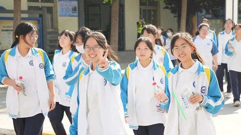 高考首日直擊丨雄安學子奔赴考場